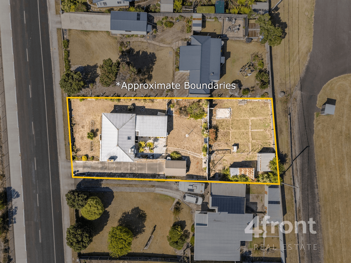 19 Penguin Road, WEST ULVERSTONE, TAS 7315