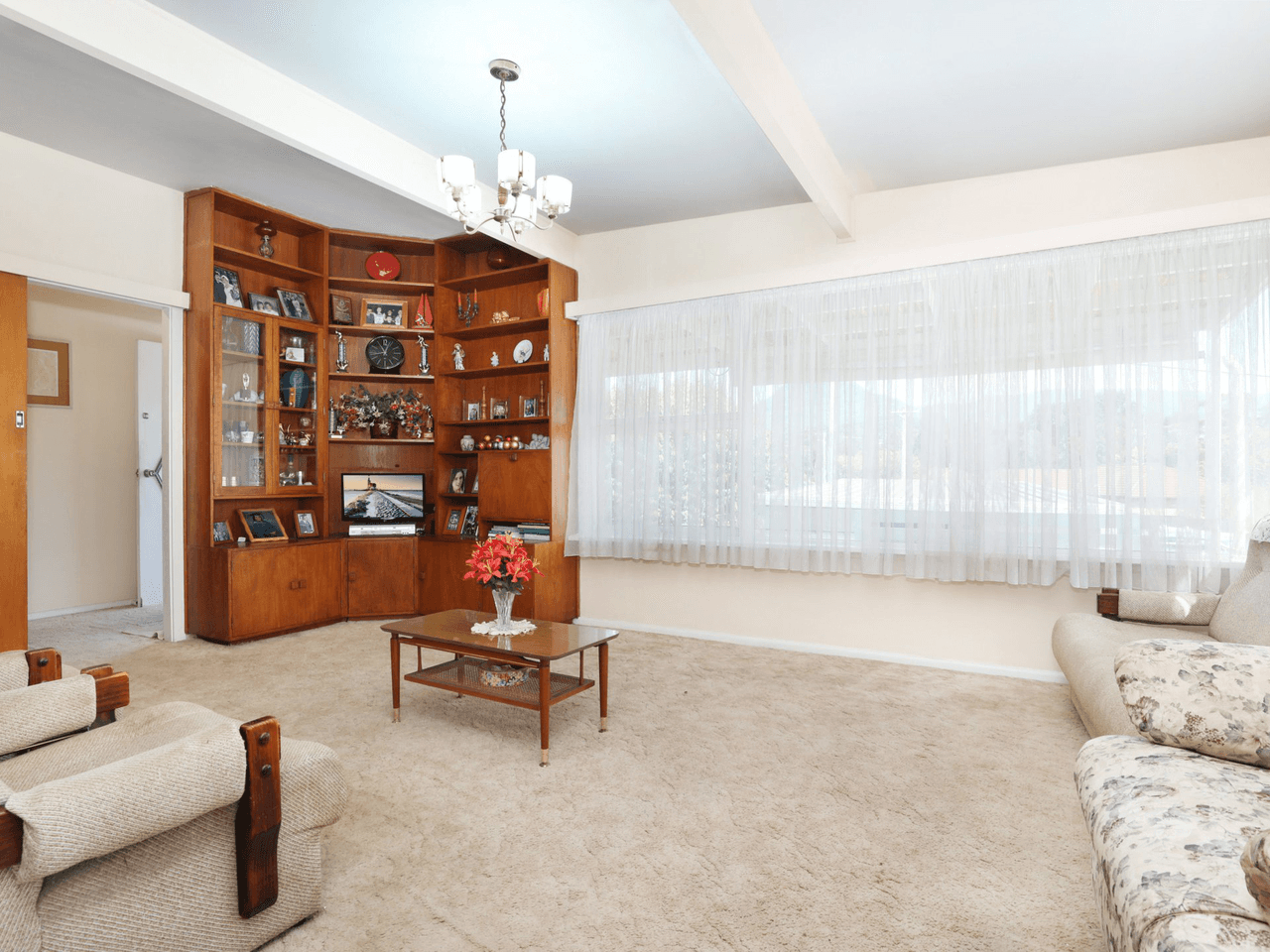 1 Leigh Crescent, UNANDERRA, NSW 2526