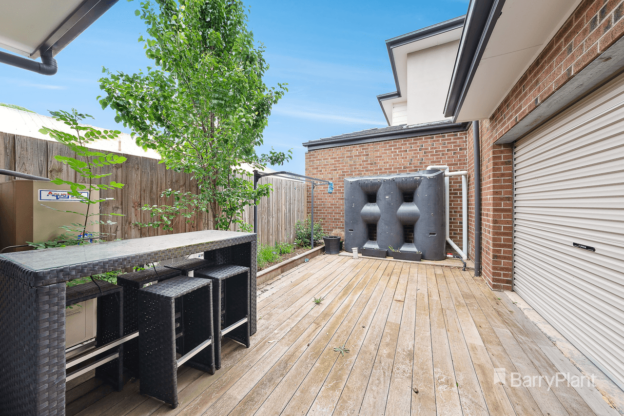 1/5 Dixie Court, Meadow Heights, VIC 3048