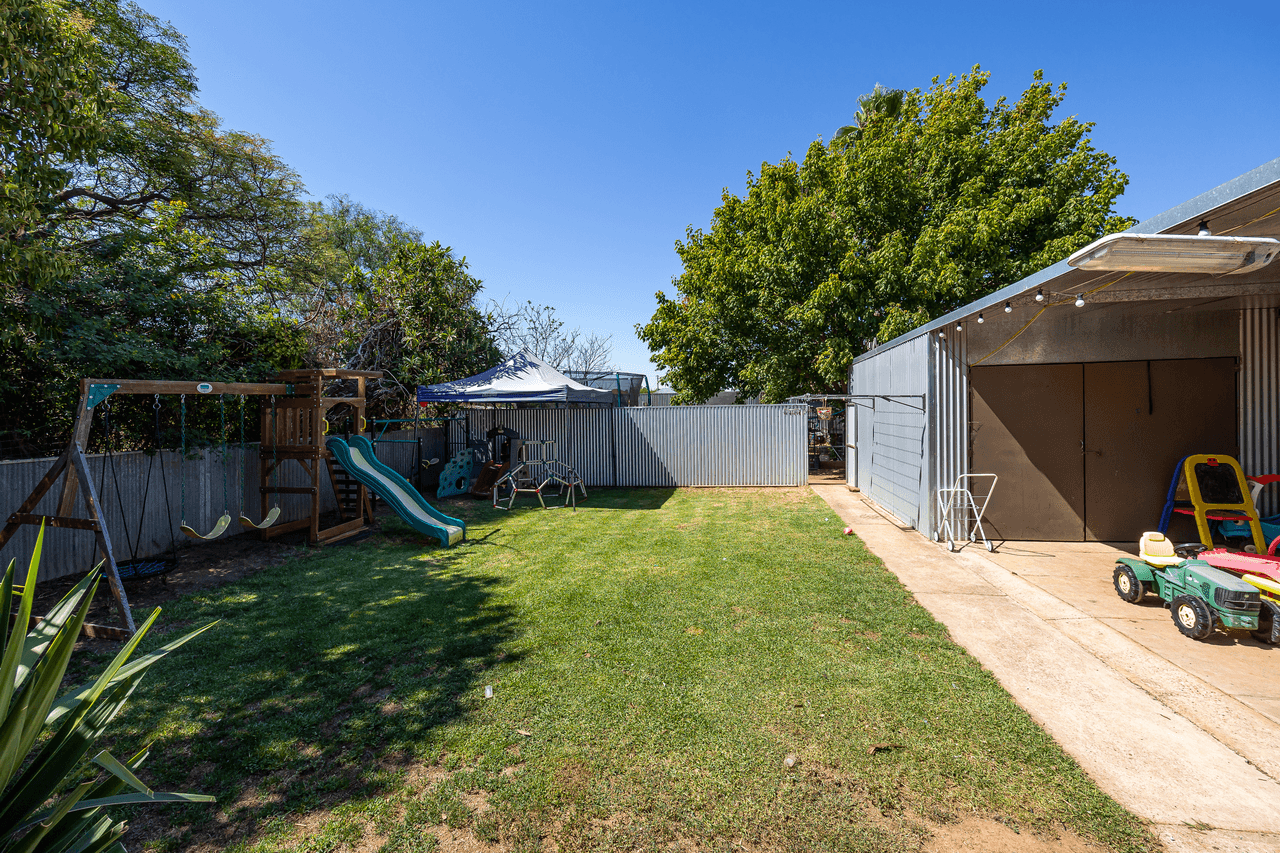 82 Grey Street, TEMORA, NSW 2666