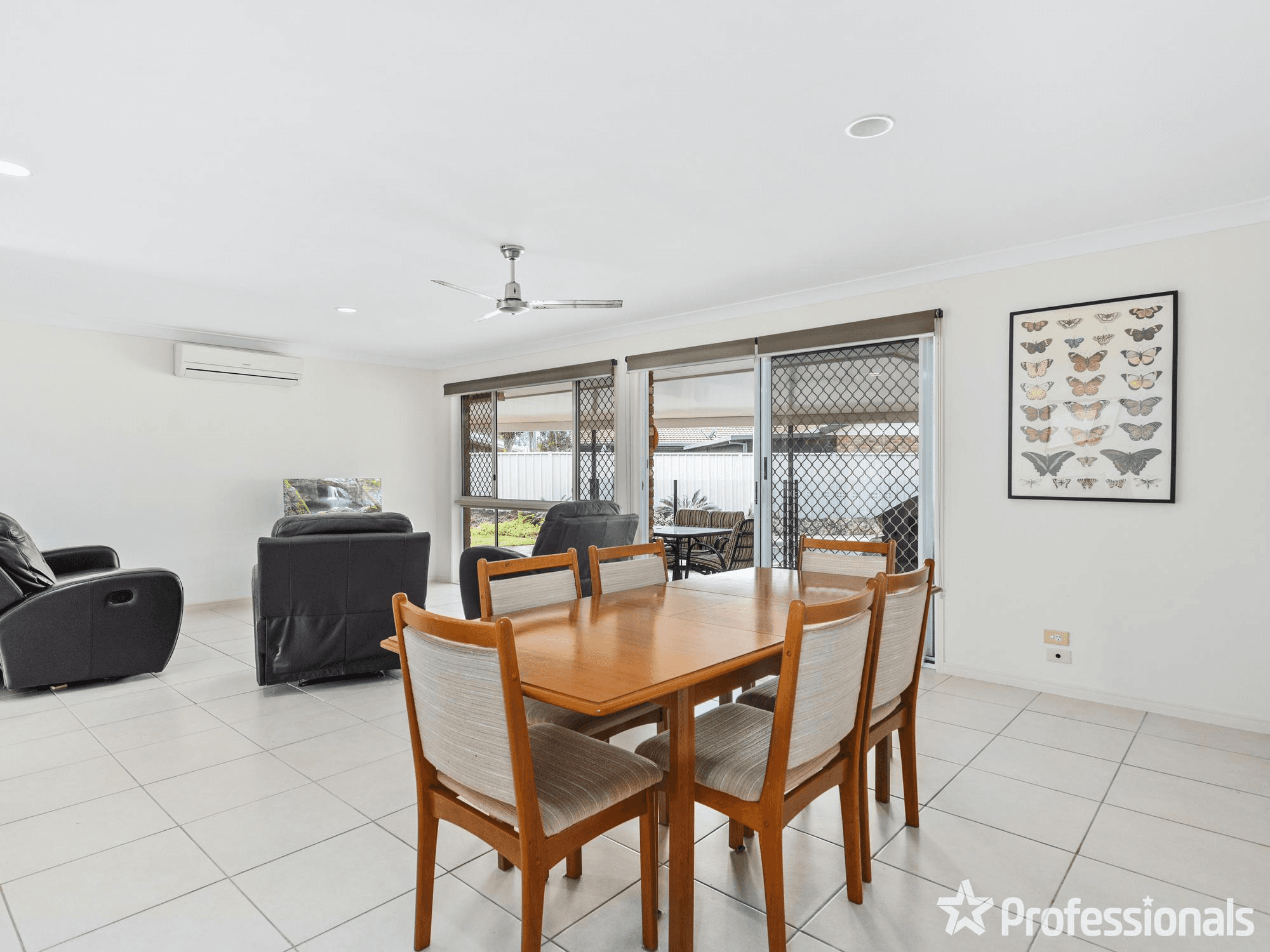 5 Darter Court, BURLEIGH WATERS, QLD 4220