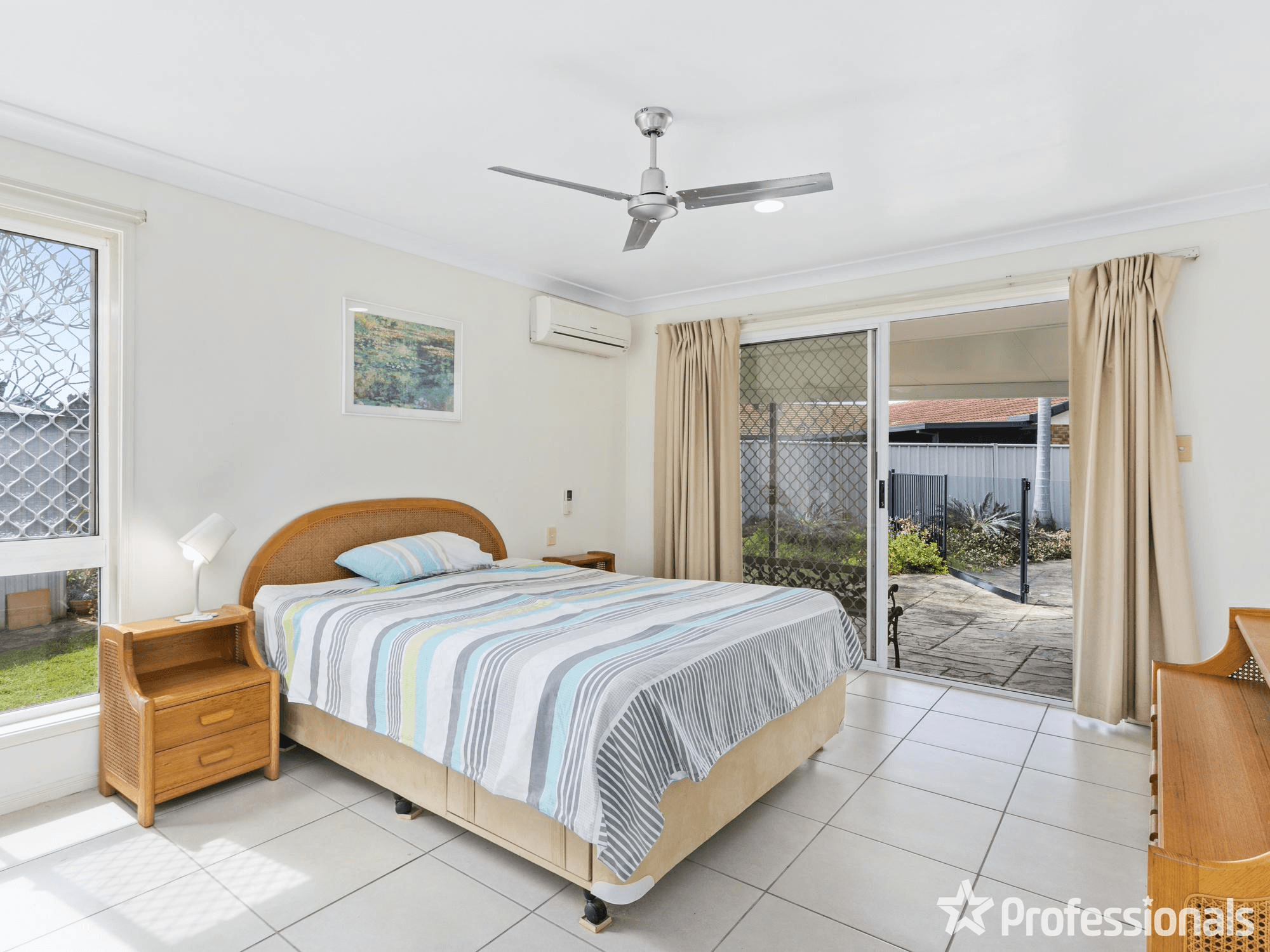 5 Darter Court, BURLEIGH WATERS, QLD 4220