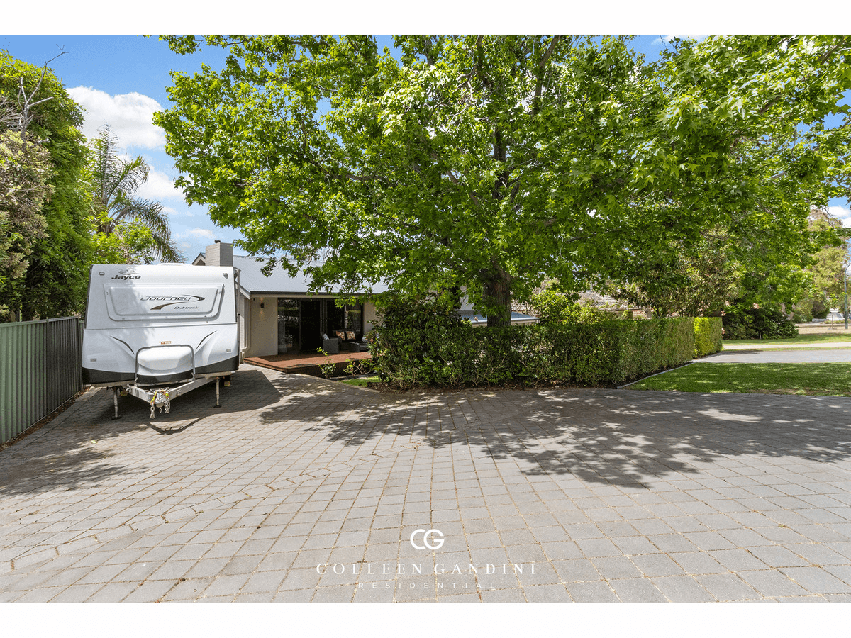 54 Links Road, Ardross, WA 6153