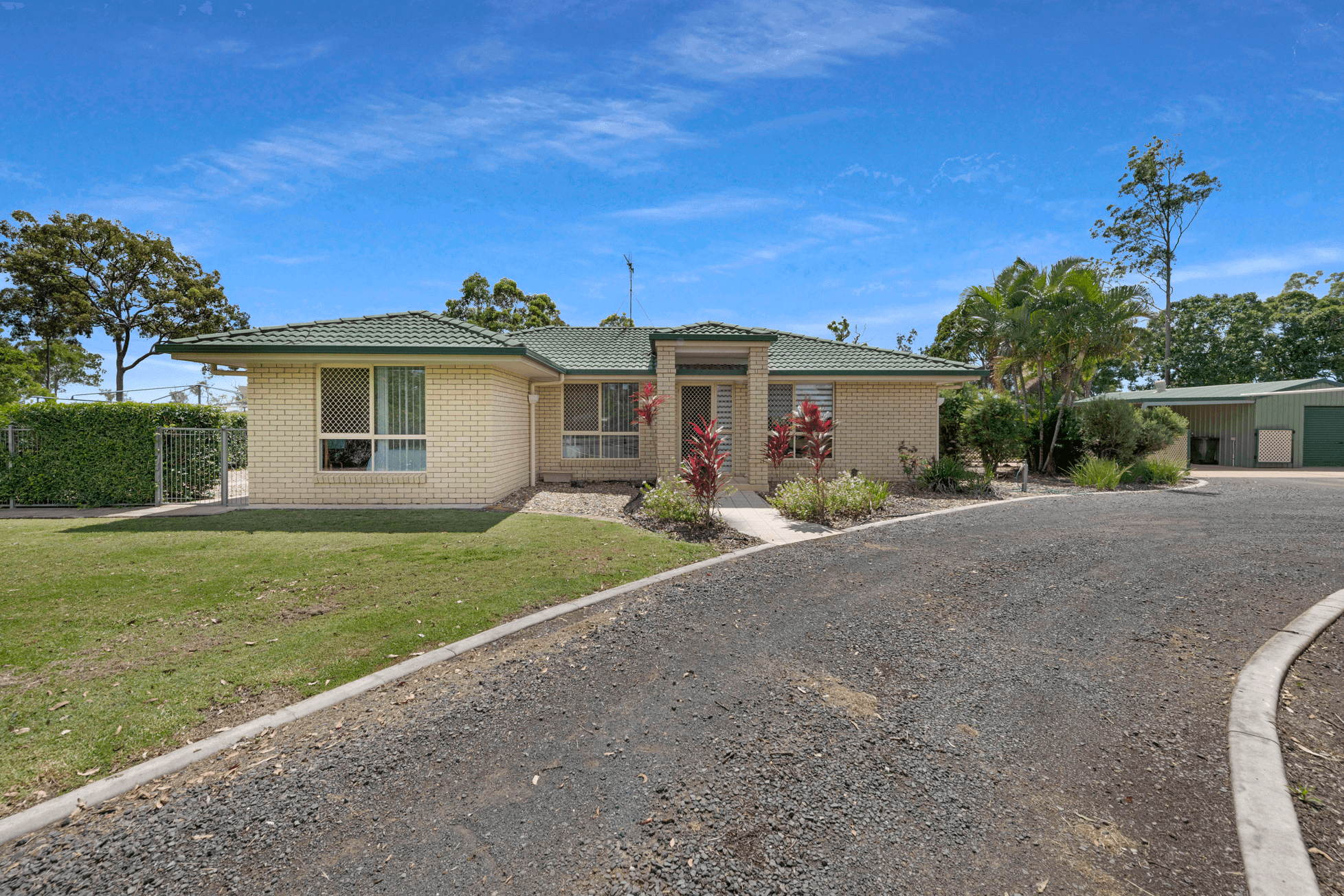 25 Park Royal Drive, BRANYAN, QLD 4670