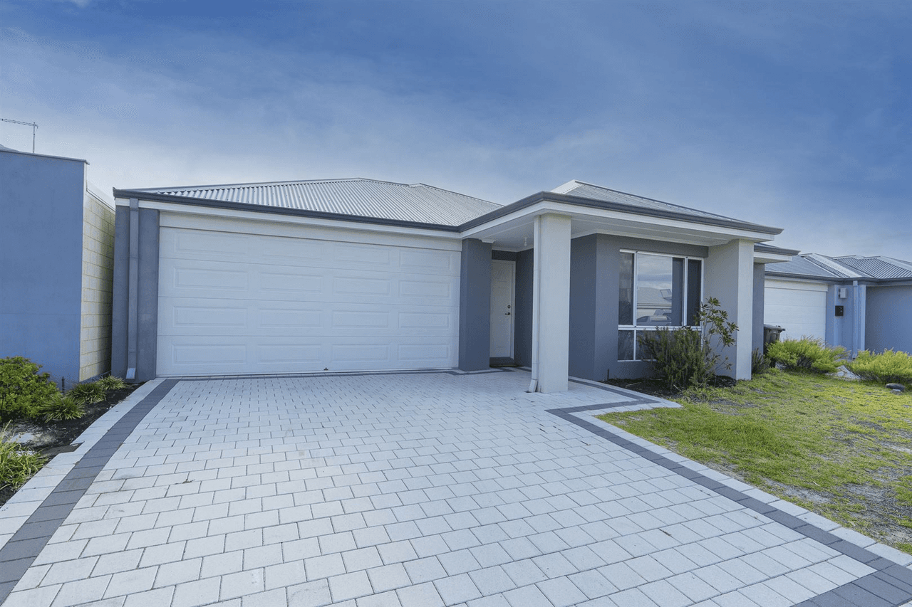 32 Fairoaks Way, Aveley, WA 6069