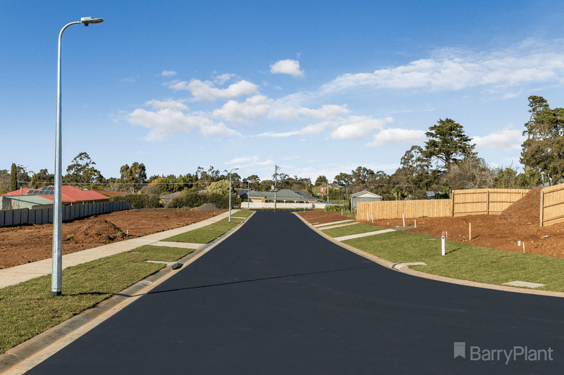 142 Barry Street, ROMSEY, VIC 3434