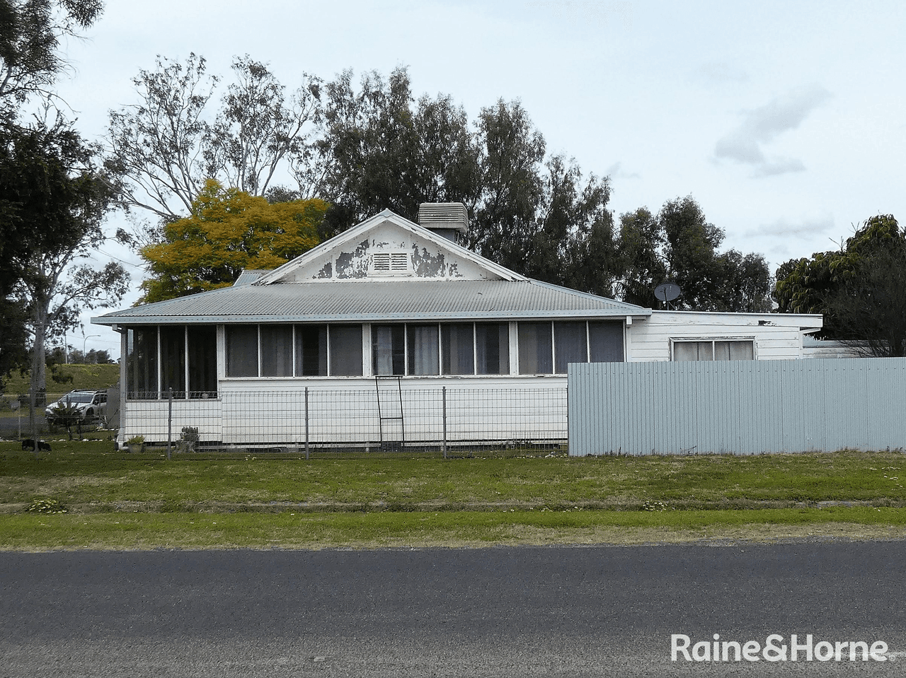 279 Gosport Street, MOREE, NSW 2400