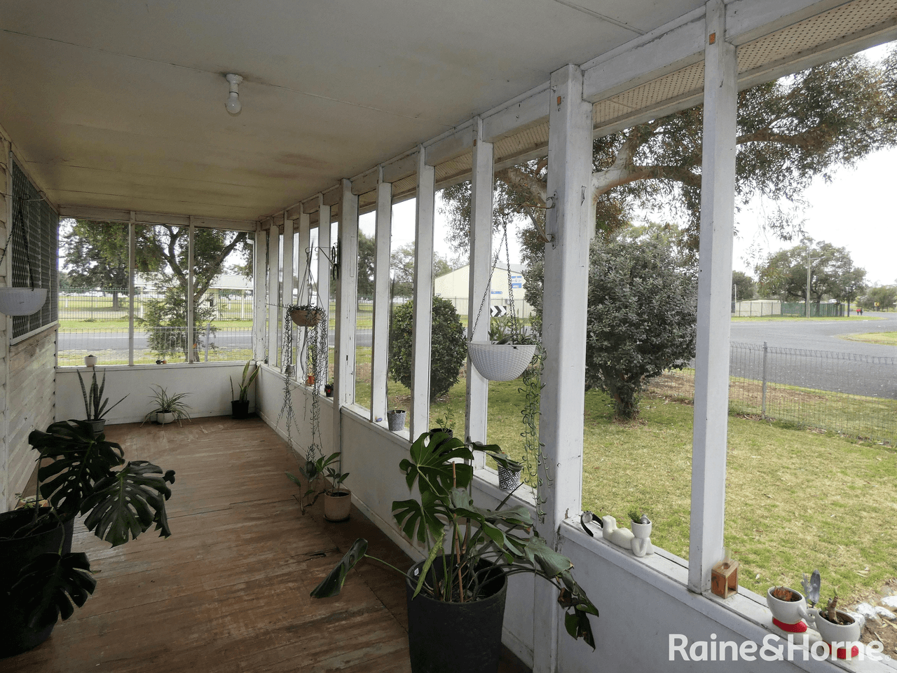 279 Gosport Street, MOREE, NSW 2400