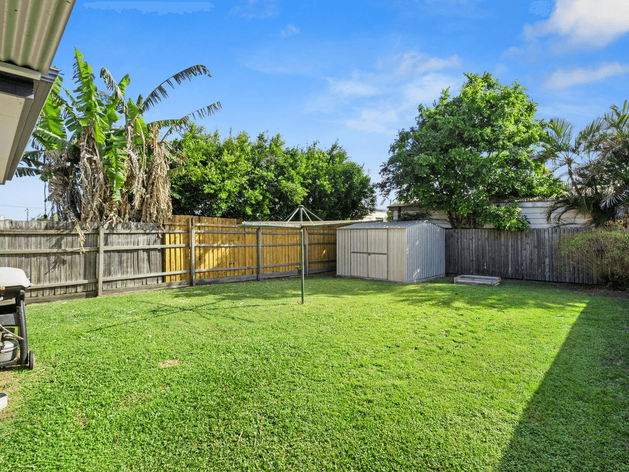 10 Allen Street, WYNNUM, QLD 4178