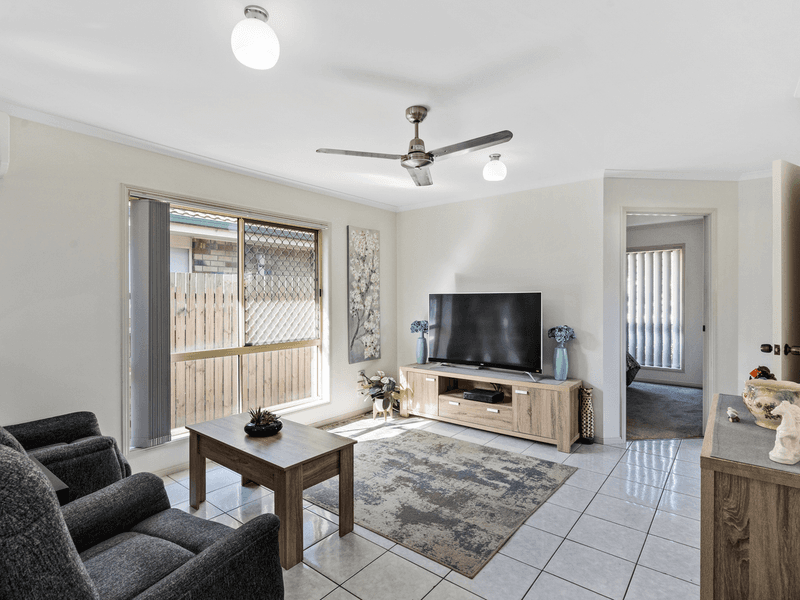 10 Allen Street, WYNNUM, QLD 4178