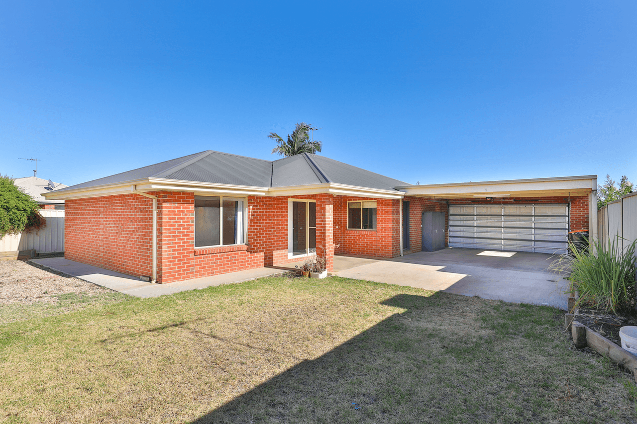 8 Spitfire Court, Mildura, VIC 3500