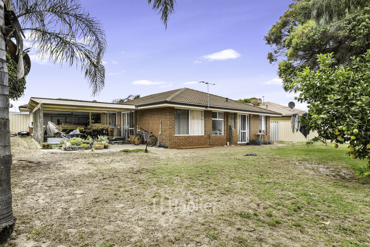 4 Cowin Gardens, Eaton, WA 6232