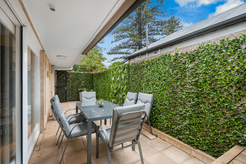 1/32 Pier Street, Glenelg South, SA 5045