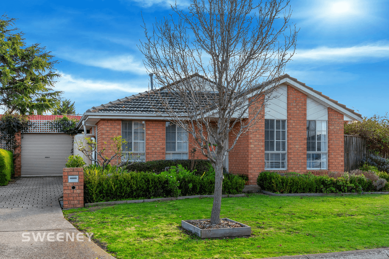 27 Saratoga Crescent, Keilor Downs, VIC 3038