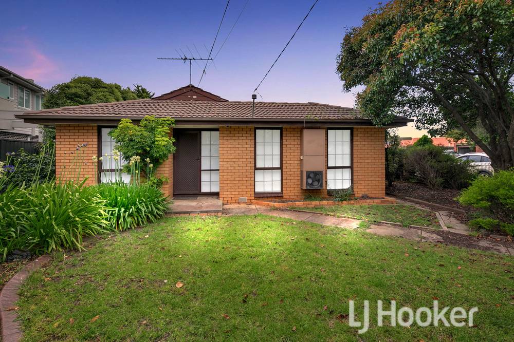 14 Rosina Drive, MELTON, VIC 3337