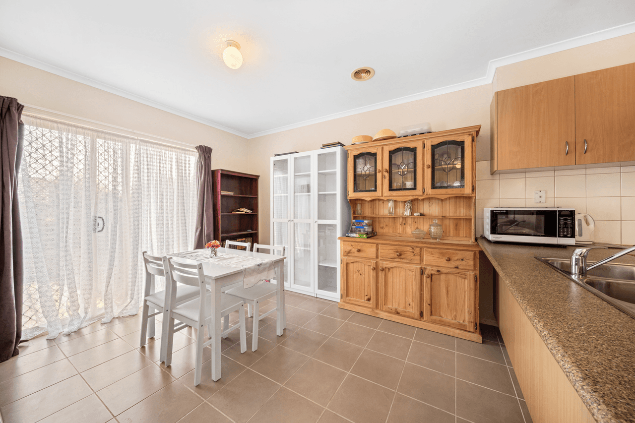 1/3 Laceby Court, CORIO, VIC 3214