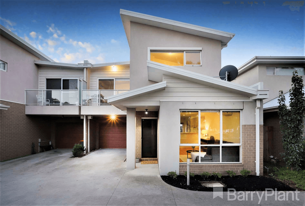 2/1 Warwick Place, Tullamarine, VIC 3043