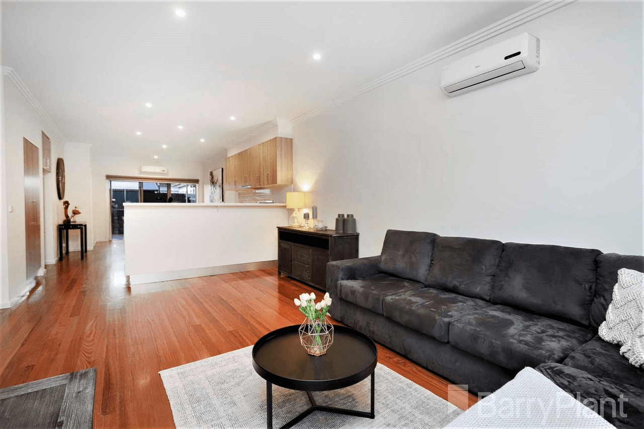 2/1 Warwick Place, Tullamarine, VIC 3043