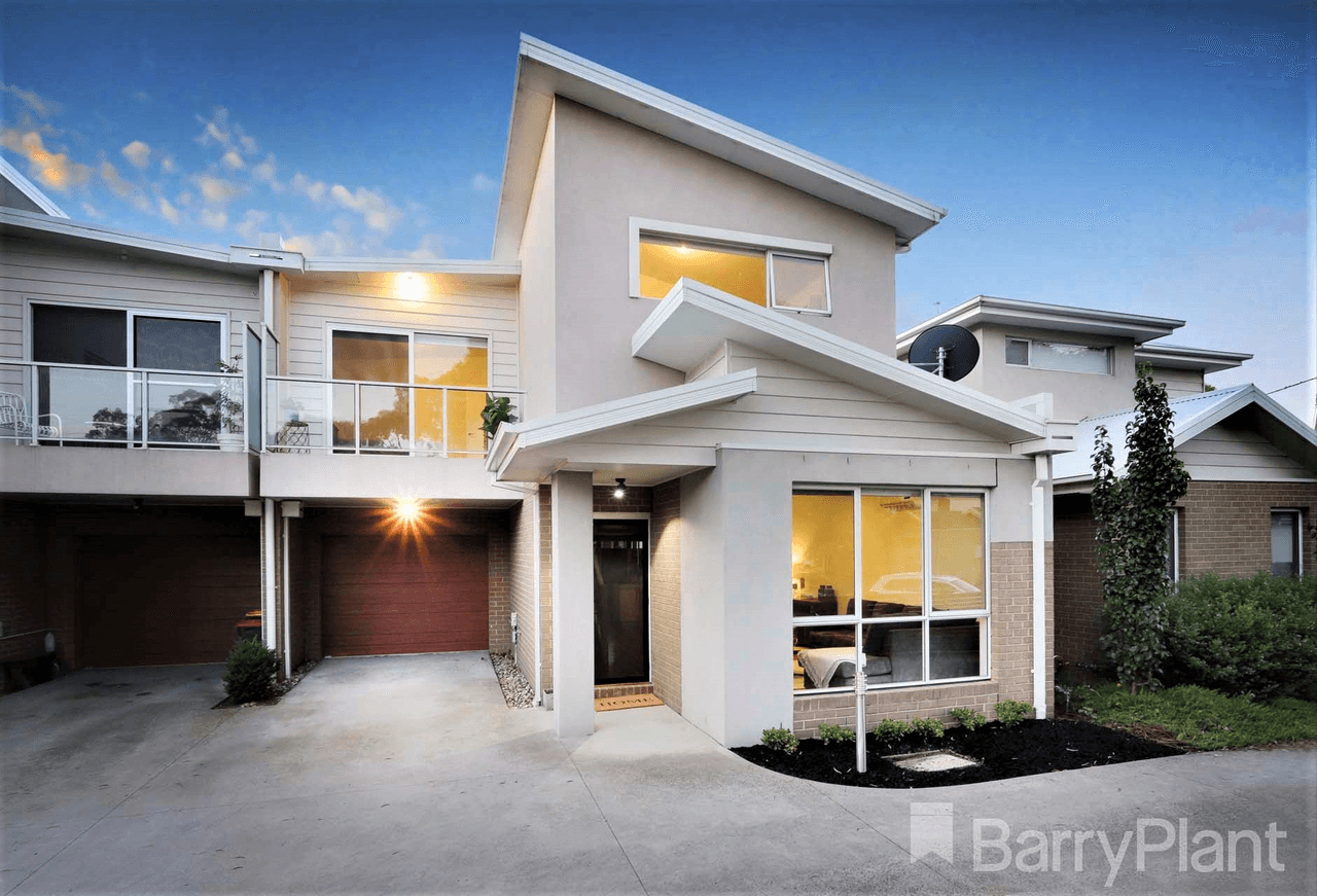 2/1 Warwick Place, Tullamarine, VIC 3043