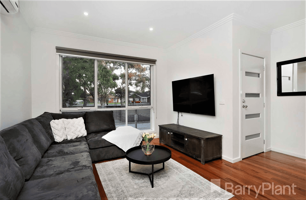 2/1 Warwick Place, Tullamarine, VIC 3043