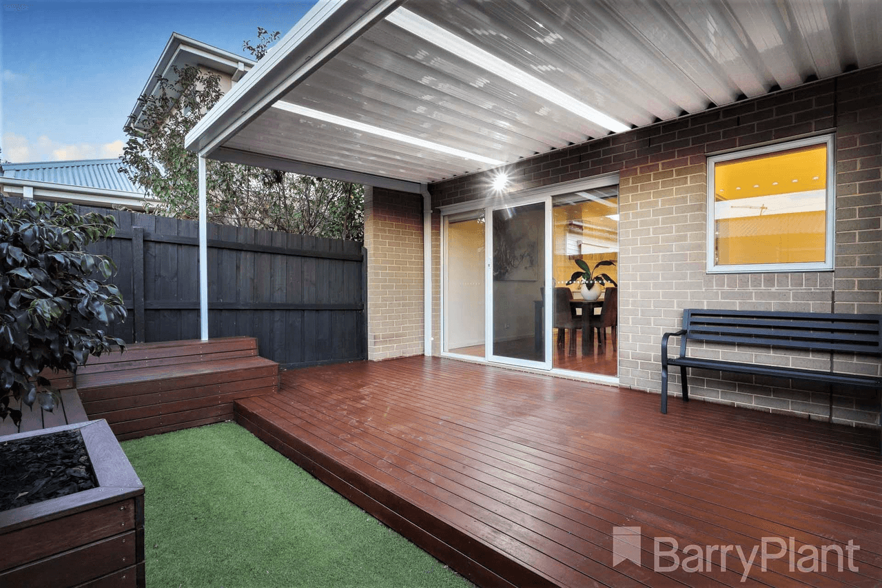 2/1 Warwick Place, Tullamarine, VIC 3043