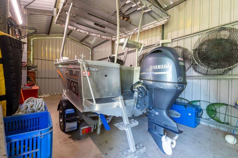 11 O'FLYNN CRESCENT, MIDGE POINT, QLD 4799