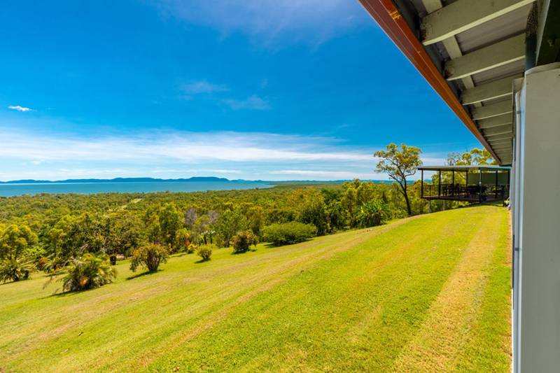 11 O'FLYNN CRESCENT, MIDGE POINT, QLD 4799