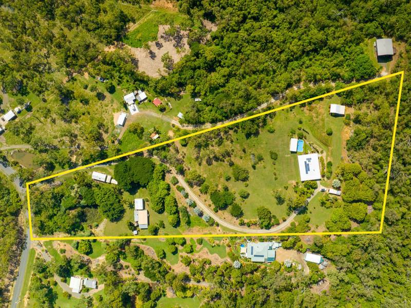 11 O'FLYNN CRESCENT, MIDGE POINT, QLD 4799