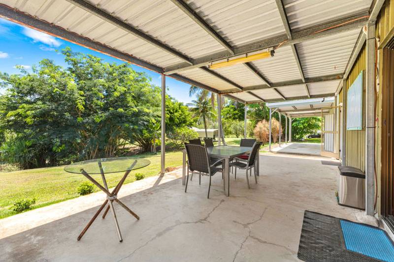 11 O'FLYNN CRESCENT, MIDGE POINT, QLD 4799