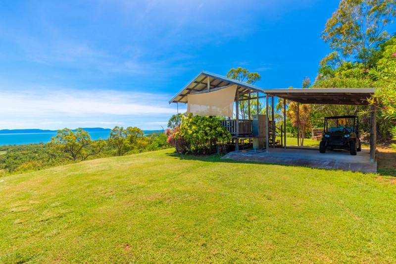 11 O'FLYNN CRESCENT, MIDGE POINT, QLD 4799
