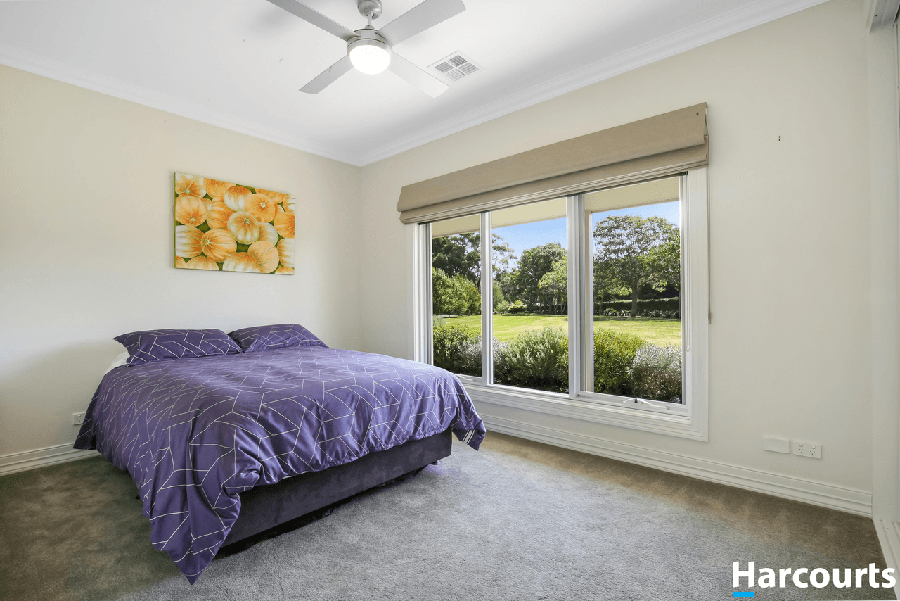 7 Carmodys Road, LEONGATHA, VIC 3953