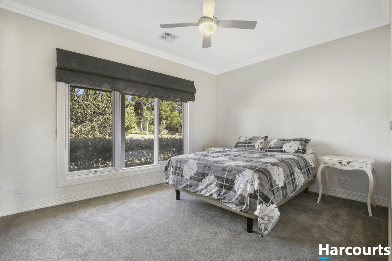 7 Carmodys Road, LEONGATHA, VIC 3953