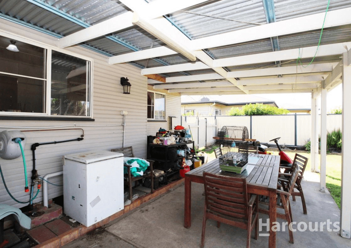 23 Alamein Street, SVENSSON HEIGHTS, QLD 4670