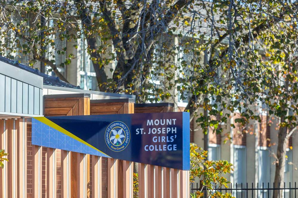 15 Romawi Street, Altona, VIC 3018