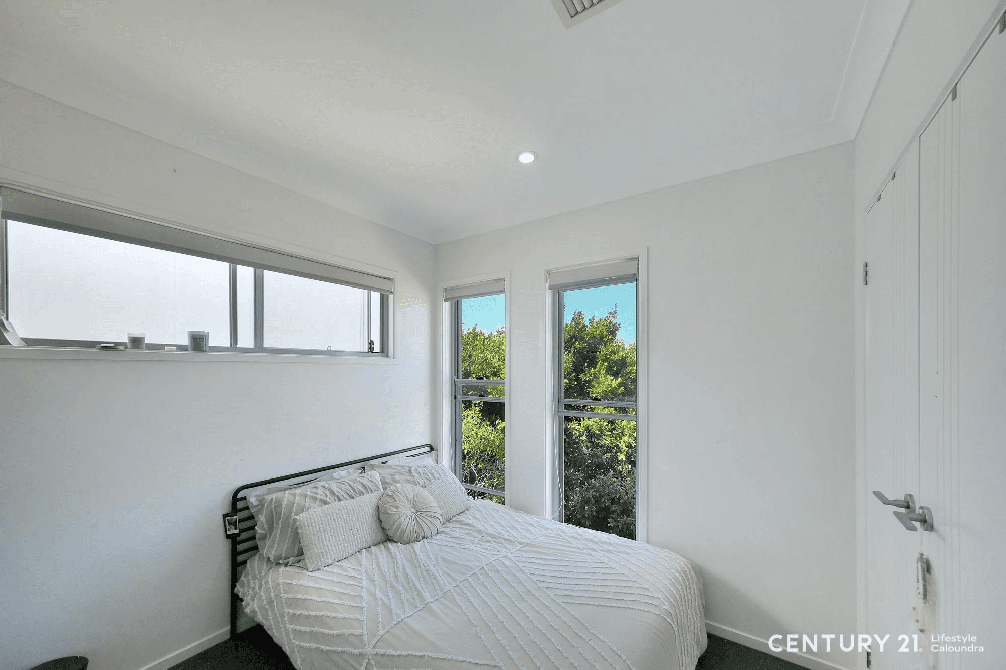 16 Esprit Crescent, BIRTINYA, QLD 4575