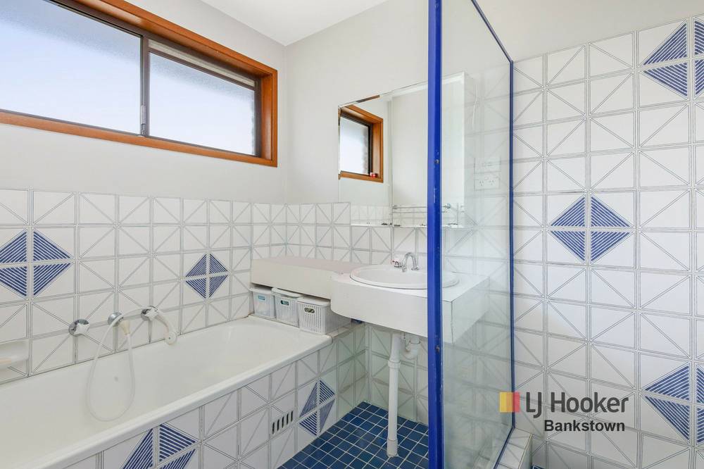 16 Buckingham Crescent, CHIPPING NORTON, NSW 2170