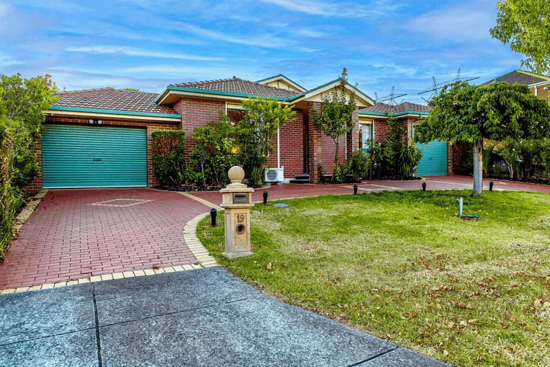 19 Imperial Court, Hillside, VIC 3037