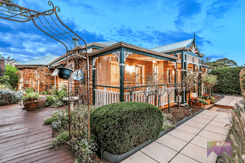 1  Wensley Close, Mornington, VIC 3931