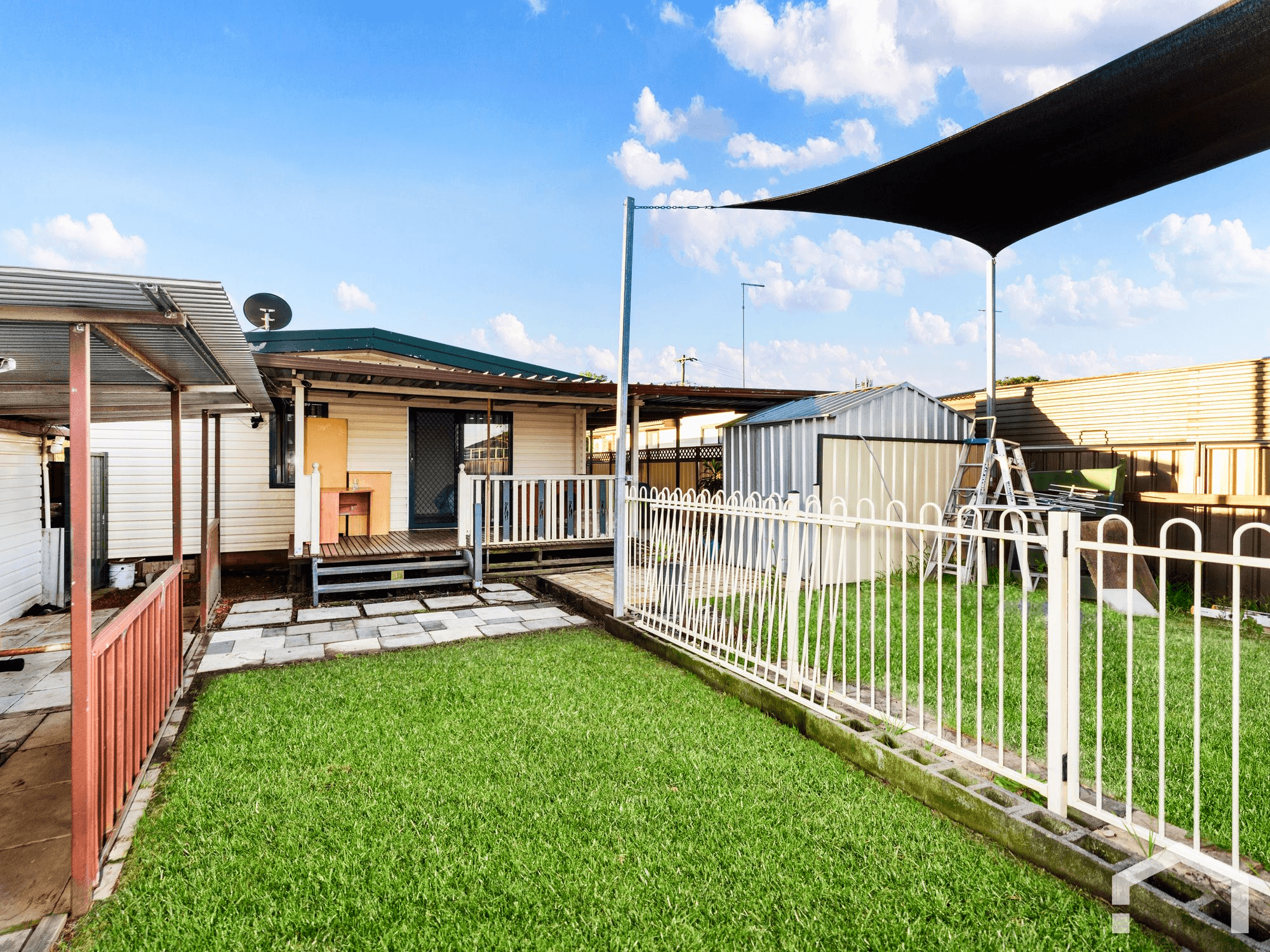 17 Nauru Crescent, Lethbridge Park, NSW 2770