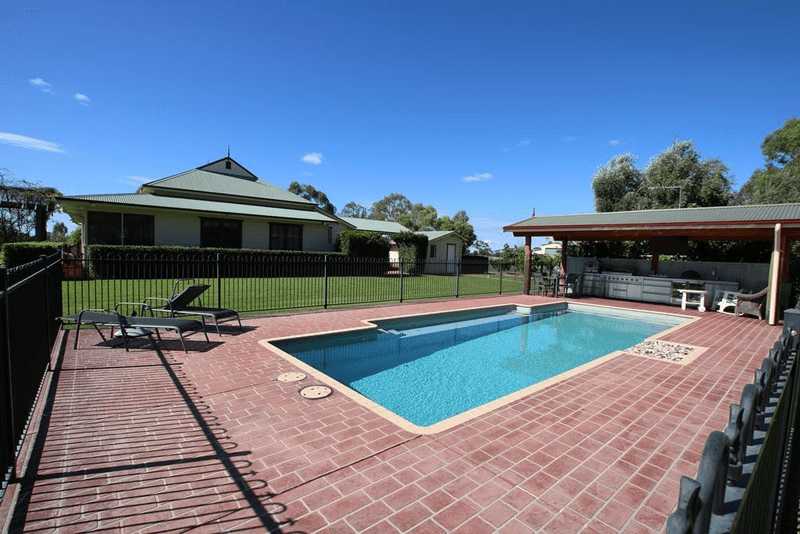 552 Pilliga Road, Wee Waa, NSW 2388