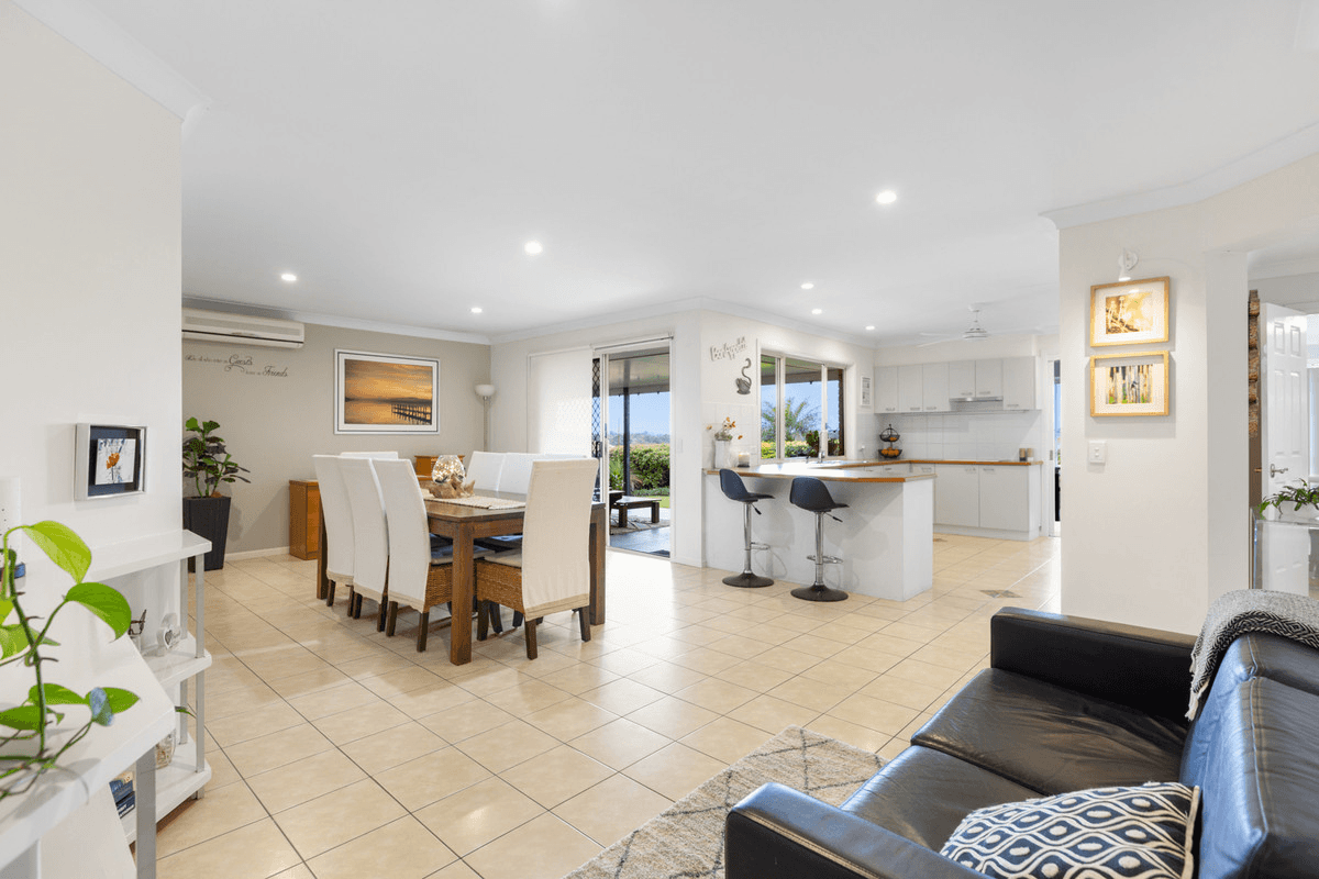 15 Burwana Place, WELLINGTON POINT, QLD 4160