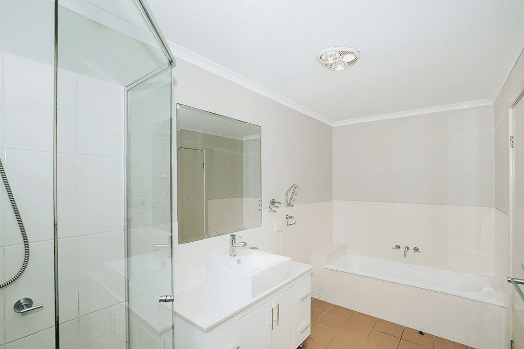 17/37 Laycock Street, CAREY BAY, NSW 2283