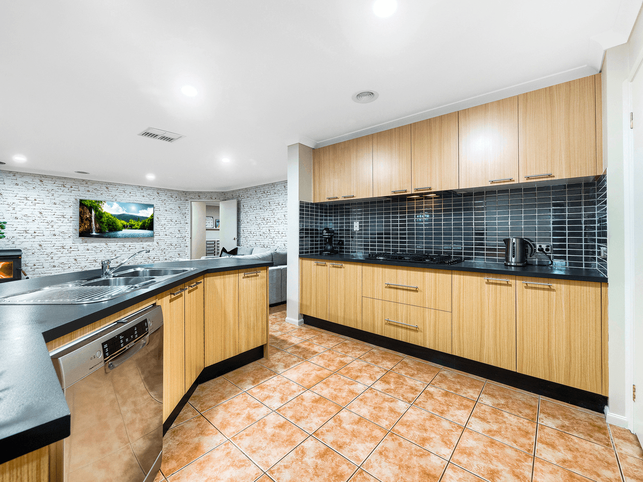 52 Miralie Way, CRANBOURNE WEST, VIC 3977