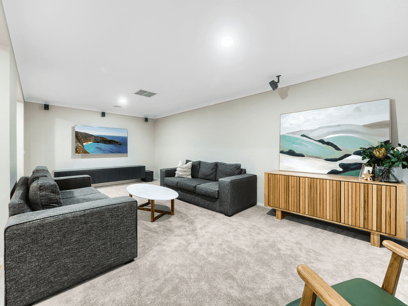 52 Miralie Way, CRANBOURNE WEST, VIC 3977