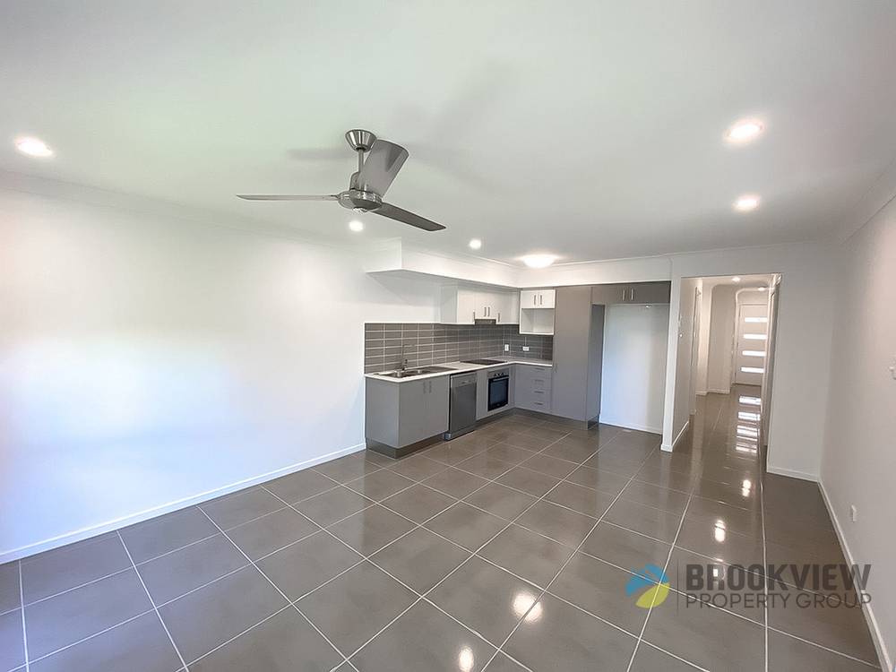 16 Parkside Mews, Loganlea, QLD 4131