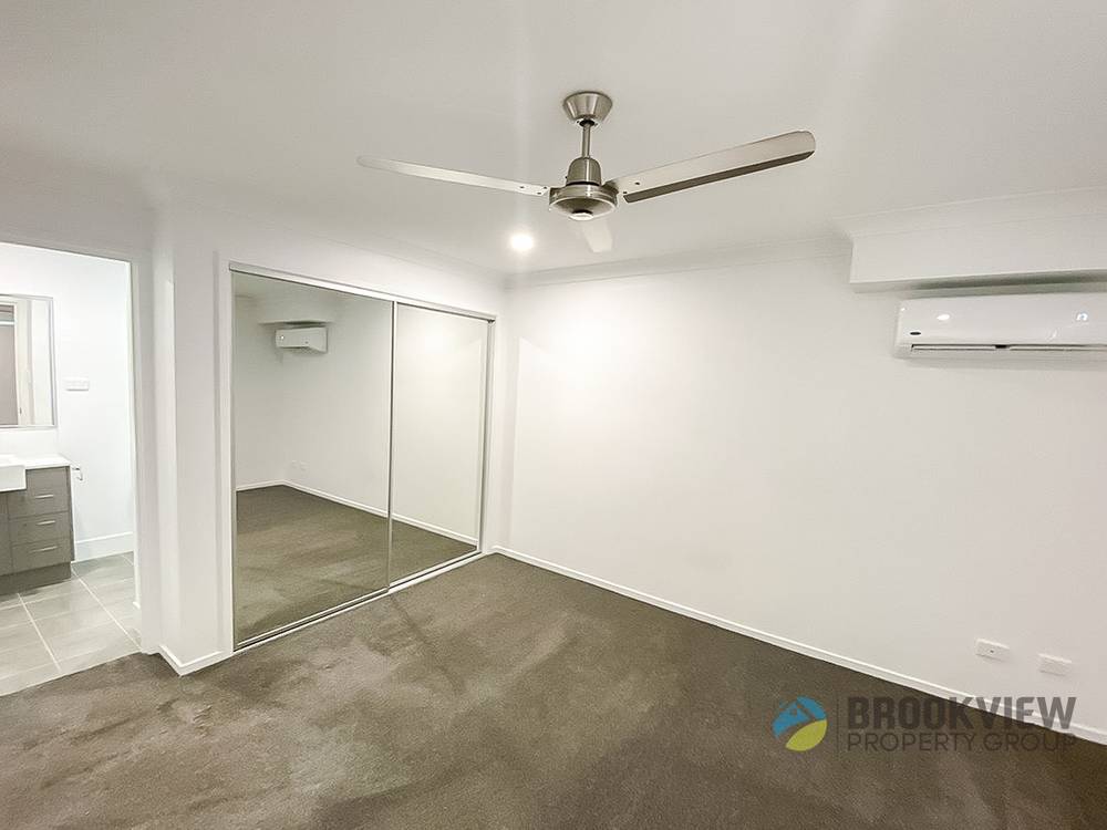 16 Parkside Mews, Loganlea, QLD 4131
