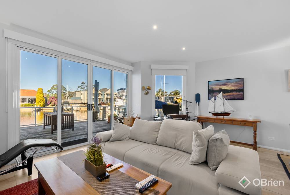 2/7 King Street, Paynesville, VIC 3880