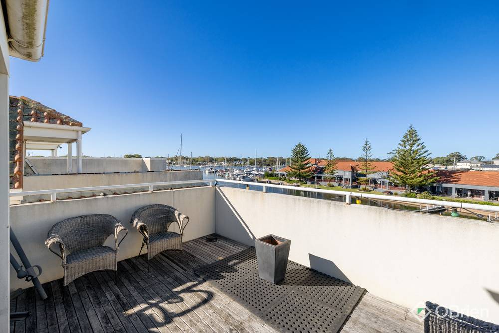 2/7 King Street, Paynesville, VIC 3880