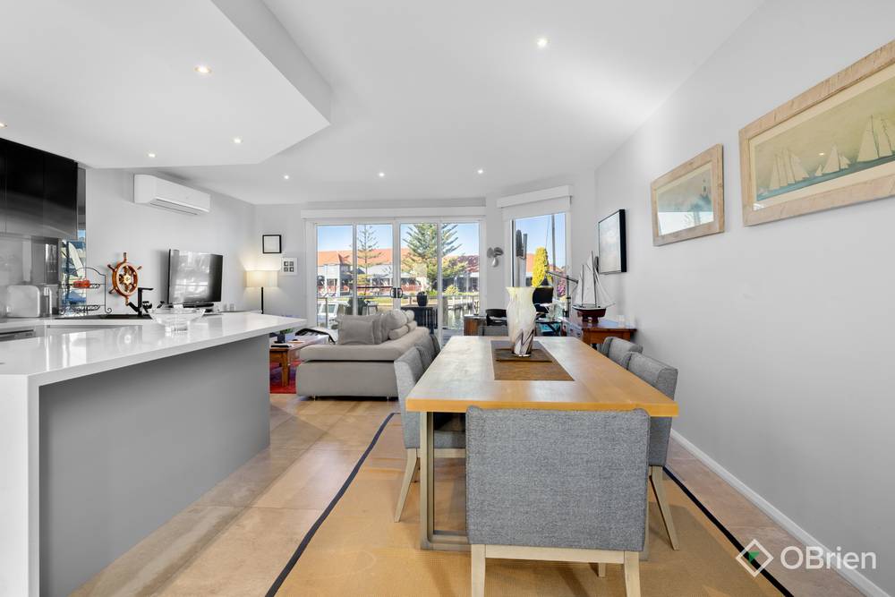 2/7 King Street, Paynesville, VIC 3880