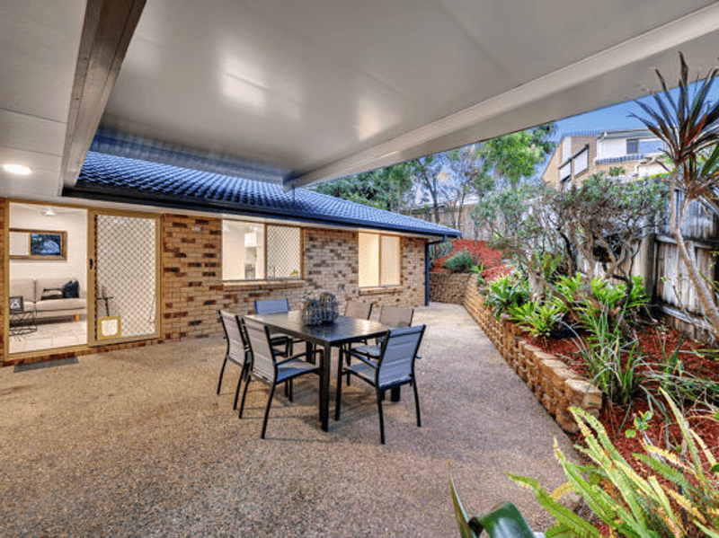 10 Rembrandt Street, CARINA, QLD 4152